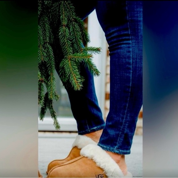 UGG Women's Scuffette Il Slippers Chestnut size 9 - Picture 5 of 16